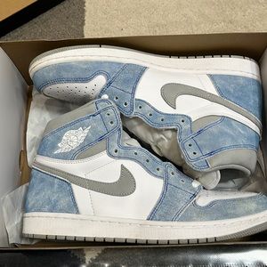 Air Jordan hyper royal mens size 11 worn once